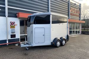 Paardentrailer Ifor Williams HBX511 Zadelkamer 2022 (1)
