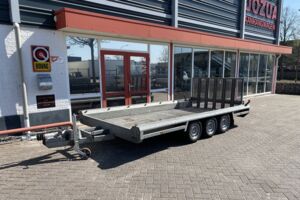 Machinetransporter Hulco Terrax-3 2021 (1)