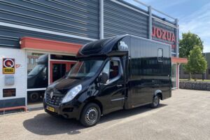 Paardenwagen Renault Master Robrise 2017 (1)