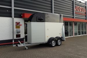 Humbaur Single Alu 1.5 paards (1).jpg