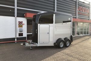Ifor Williams HBX506 vooruitloop black (1).JPG