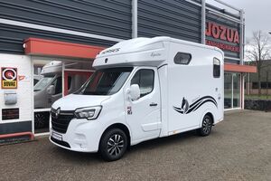 Paragan horsetruck paardenvrachtwagen Equistar 3 basic-system (1)