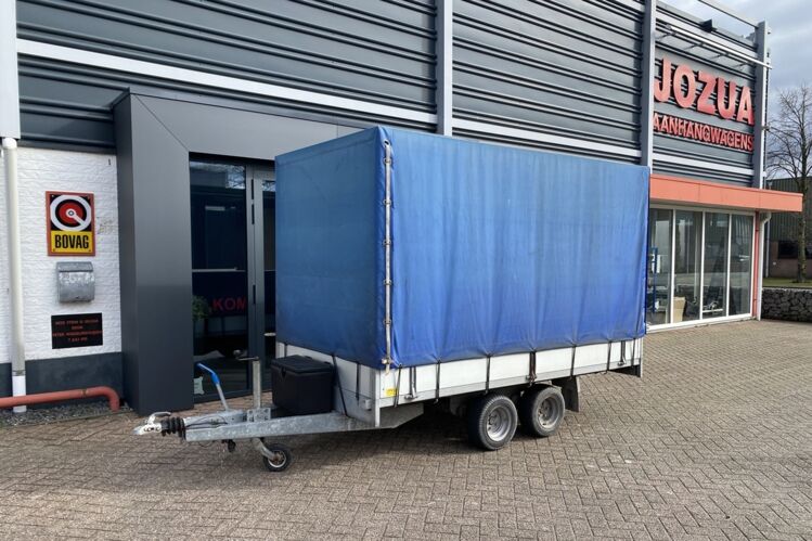 Plateauwagen 300x152x180 met huif Vlemmix (1)